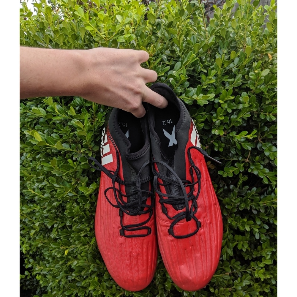 Men's Red Soccer Cleats